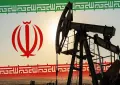US tightens Iran oil waiver, Tehran vows strong response