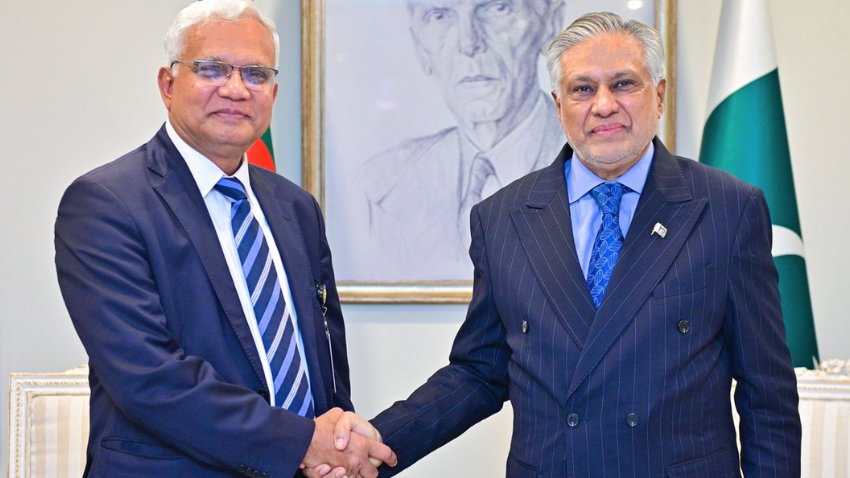 Pakistan and Bangladesh have agreed to strengthen bilateral cooperation. File photo
