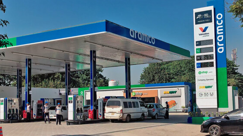 Petrol pump owners oppose the proposed daily fuel price adjustment. File photo