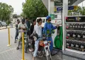 Petrol, diesel shortage feared as supply cuts raise concerns across Pakistan