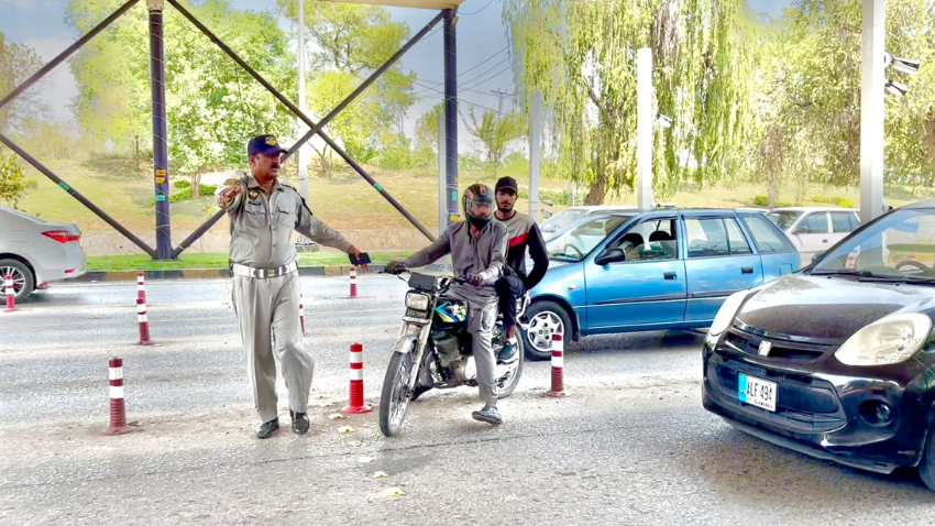 Islamabad Traffic Police fined over 66,000 traffic violators. File photo
