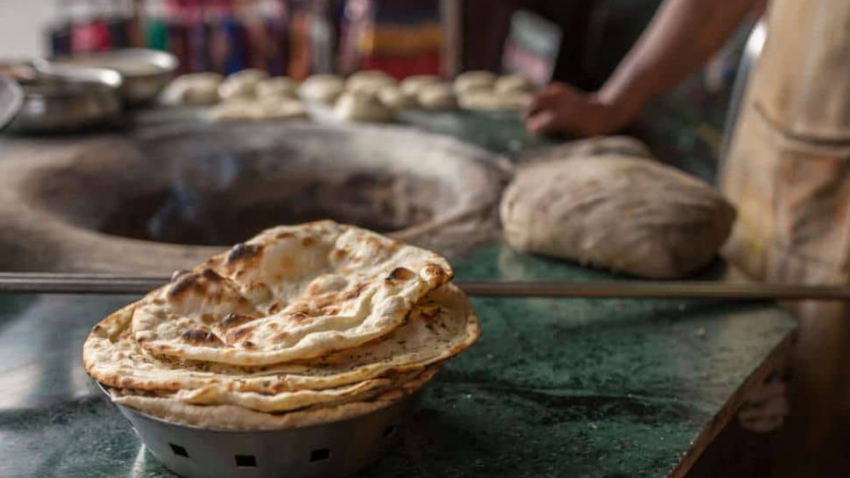 Punjab tandoor owners have threatened to increase roti and naan prices. File photo