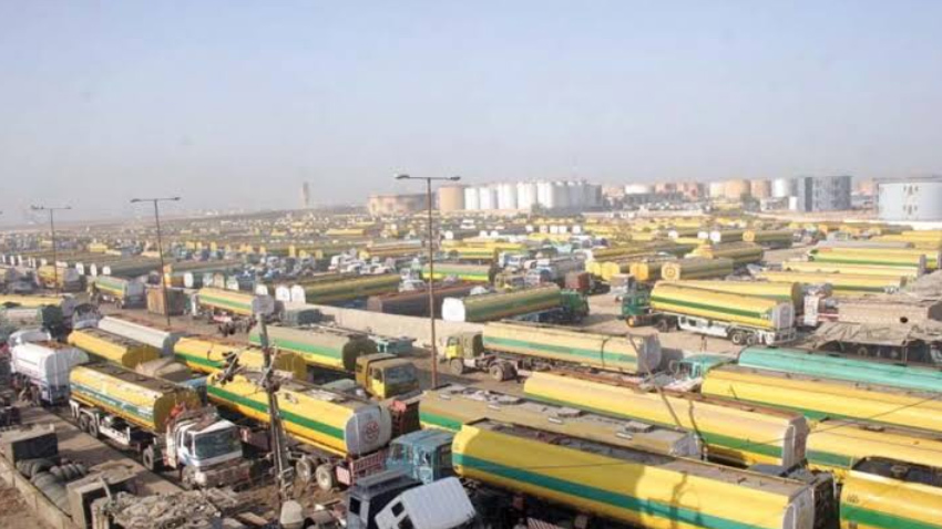 The Pakistan Oil Tankers Association has given the government a 72-hour ultimatum. File photo