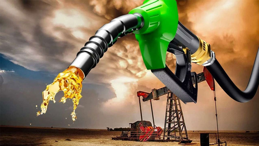 Petrol price to Rs250 per litre in Pakistan demand grows as riders face fuel burden. File photo