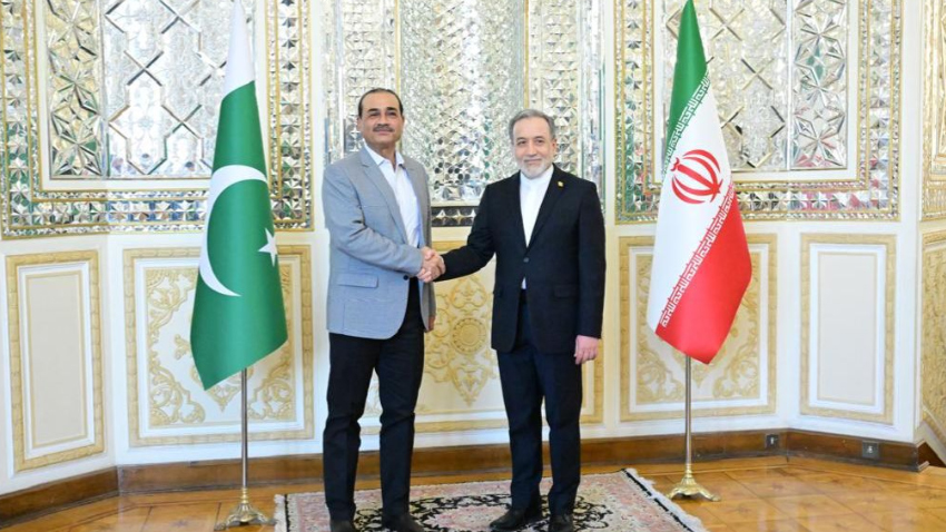 Iran FM contacts Field Marshal Asim Munir amid rising Israel tensions. File photo