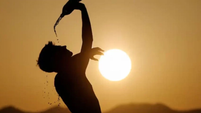 Extreme hot weather continues across Pakistan. File photo