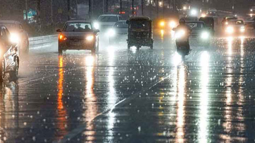 PMD predicts light rain, dusty winds and thunderstorms. File photo