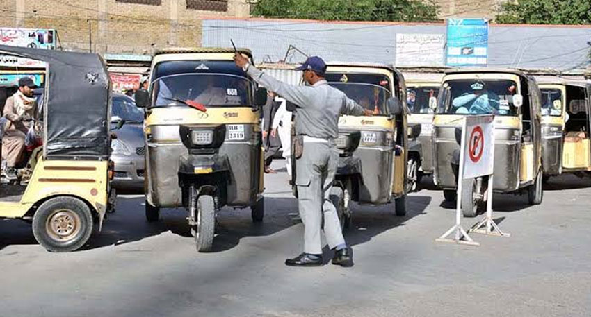 The Lahore Traffic Police has launched a special Sunday service for rickshaw drivers Lahore, making it easier for them to obtain a driving licence Lahore and comply with traffic regulations.