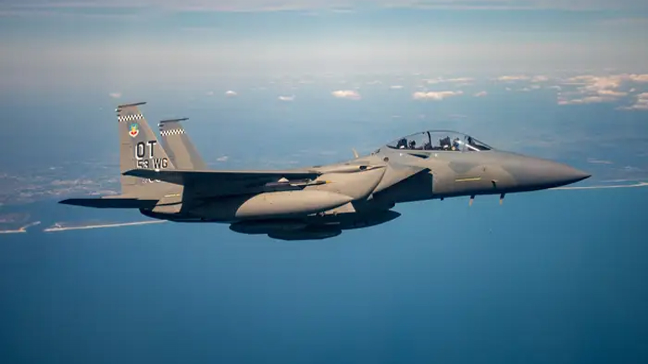 US F-15 fighter jet crashes in Kuwait