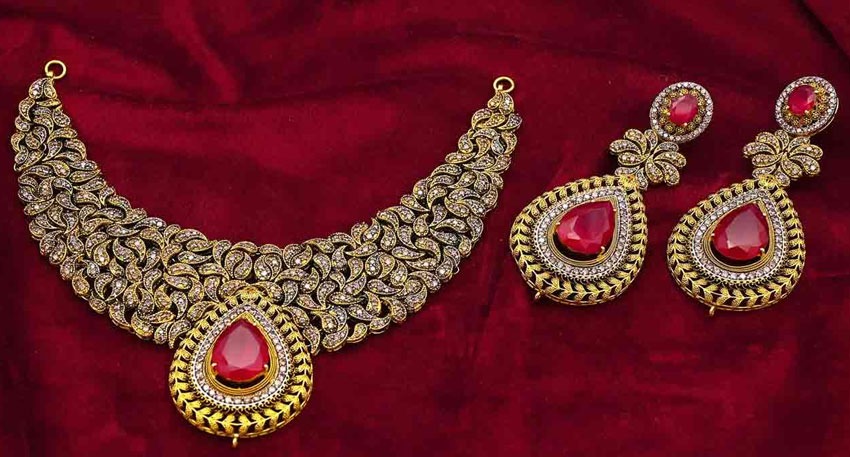 Gold Necklace. File Photo