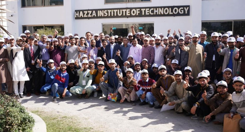 Over 400 youth get Saudi work visas under PM programme