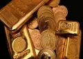 Gold prices decline by Rs13,900 per tola as global market cools
