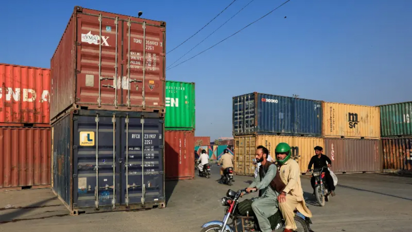 Roads of Karachi. File Photo