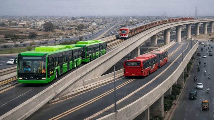 People are urged to cut petroleum use by 50% by promoting public service transport. File photo