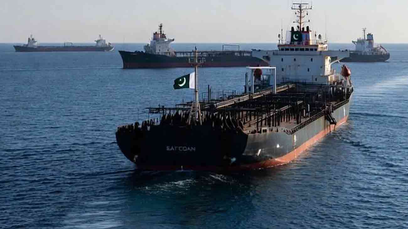 Iran approves passage of oil tankers heading to Pakistan