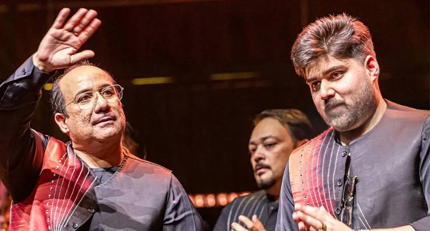 Renowned Pakistani singer Rahat Fateh Ali Khan and his son Shah Zaman Khan have been awarded a prestigious international honor by the UK Parliament in London.