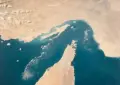 Strait of Hormuz shut again , Iran warning forces oil tankers to turn back