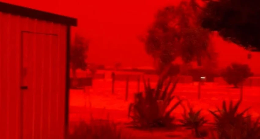 blood-red skies Western Australia