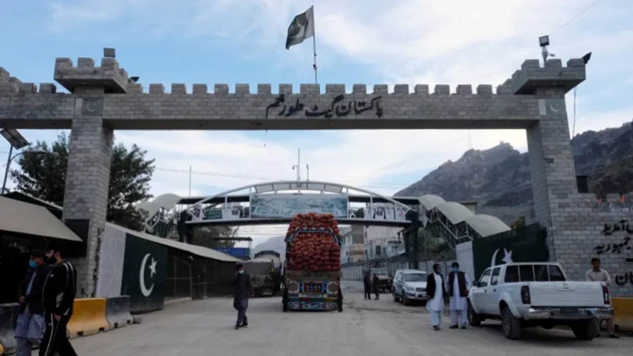 Govt reopens the Torkham border with Afghanistan after clashes