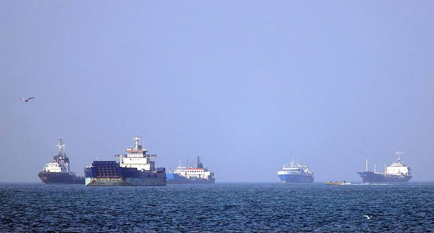 Chinese crew aboard oil tanker hit in Strait of Hormuz