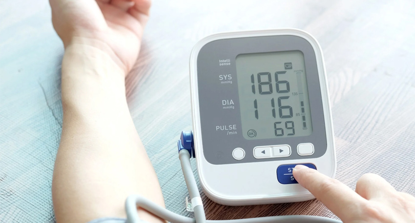 Doctors highlight hypertension as a growing silent killer causing thousands of deaths in Pakistan each year.