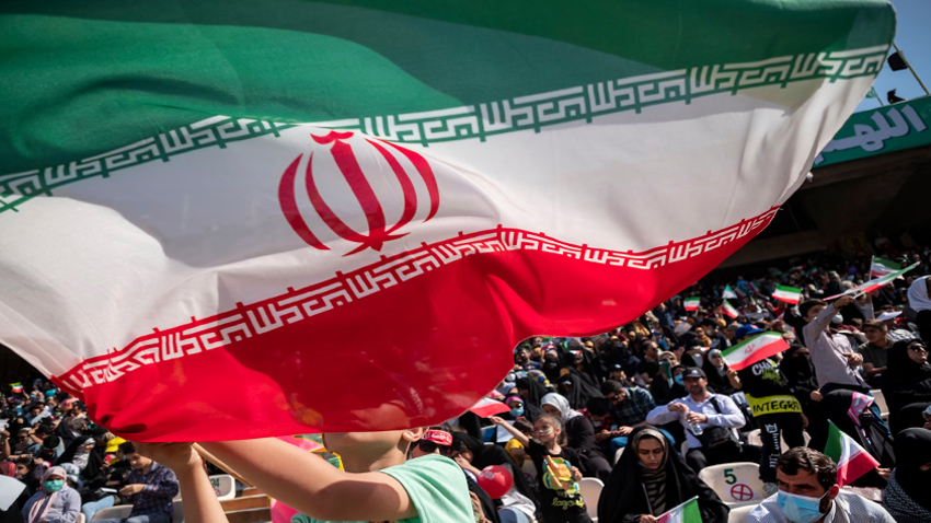 Iranian officials warn of stronger response as US sanctions pressure economy. File photo