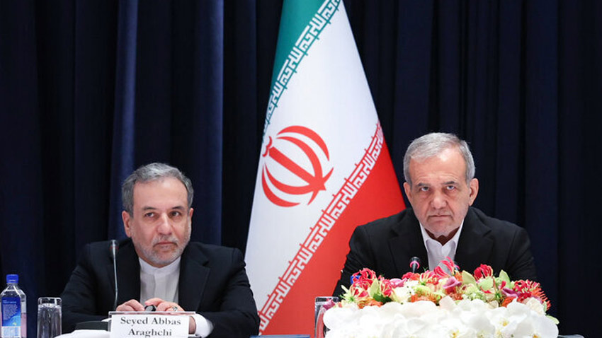 Iranian President Masoud Pezeshkian and Foreign Minister Abbas Araghchi have received US visas. File photo