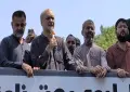 JI weighs delay in Islamabad long march after PM’s request
