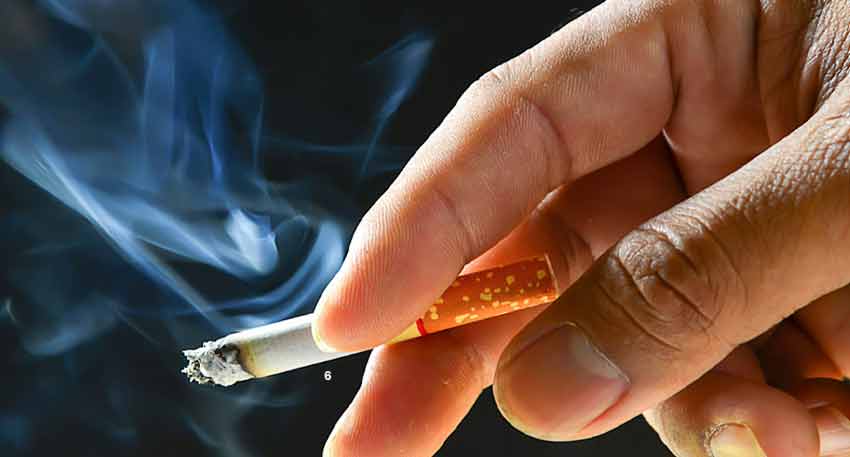 ?Can smoking be done during Itikaf